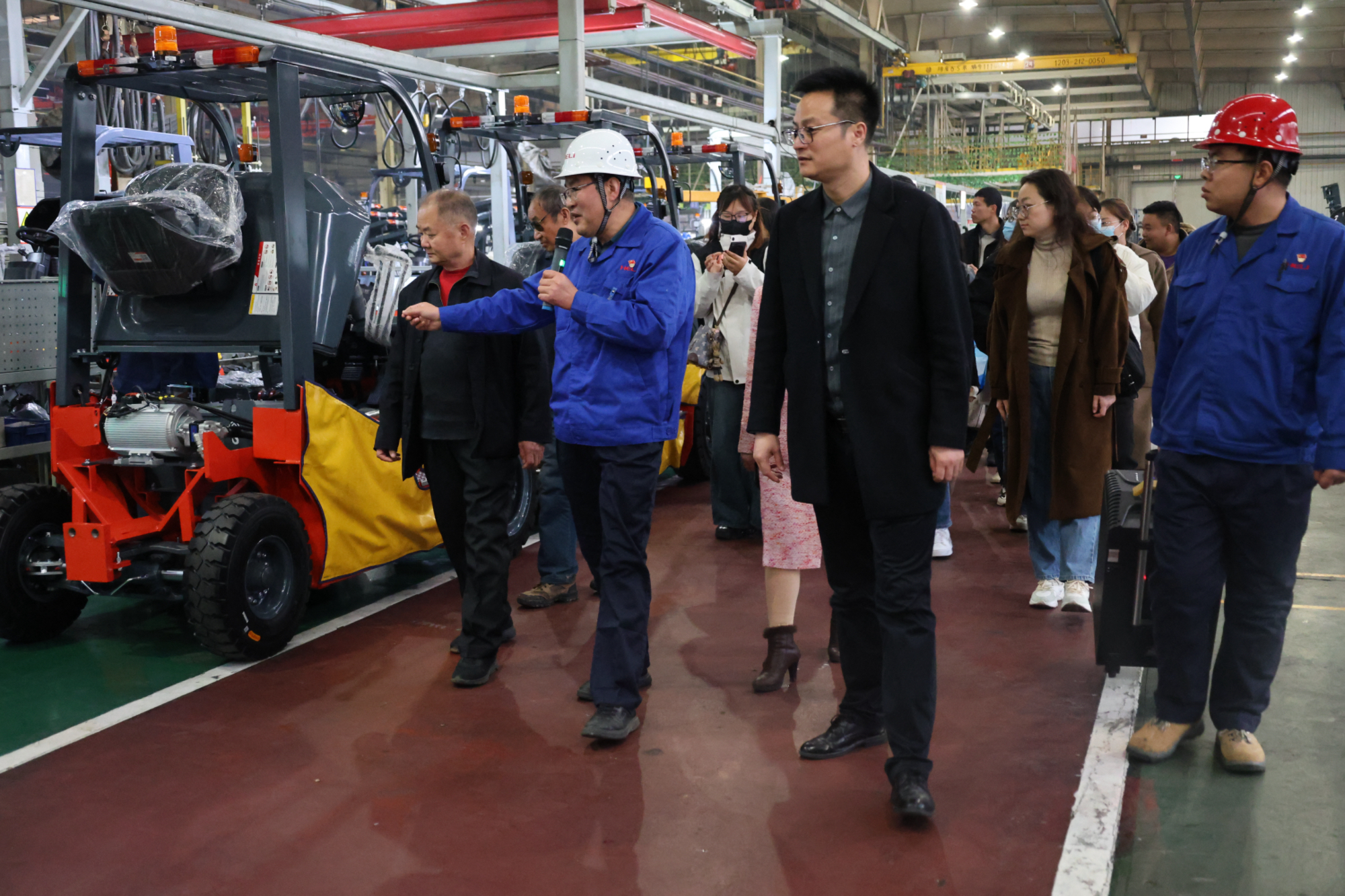 4-深入小噸位車間參觀（第三段之后）.JPG.jpg